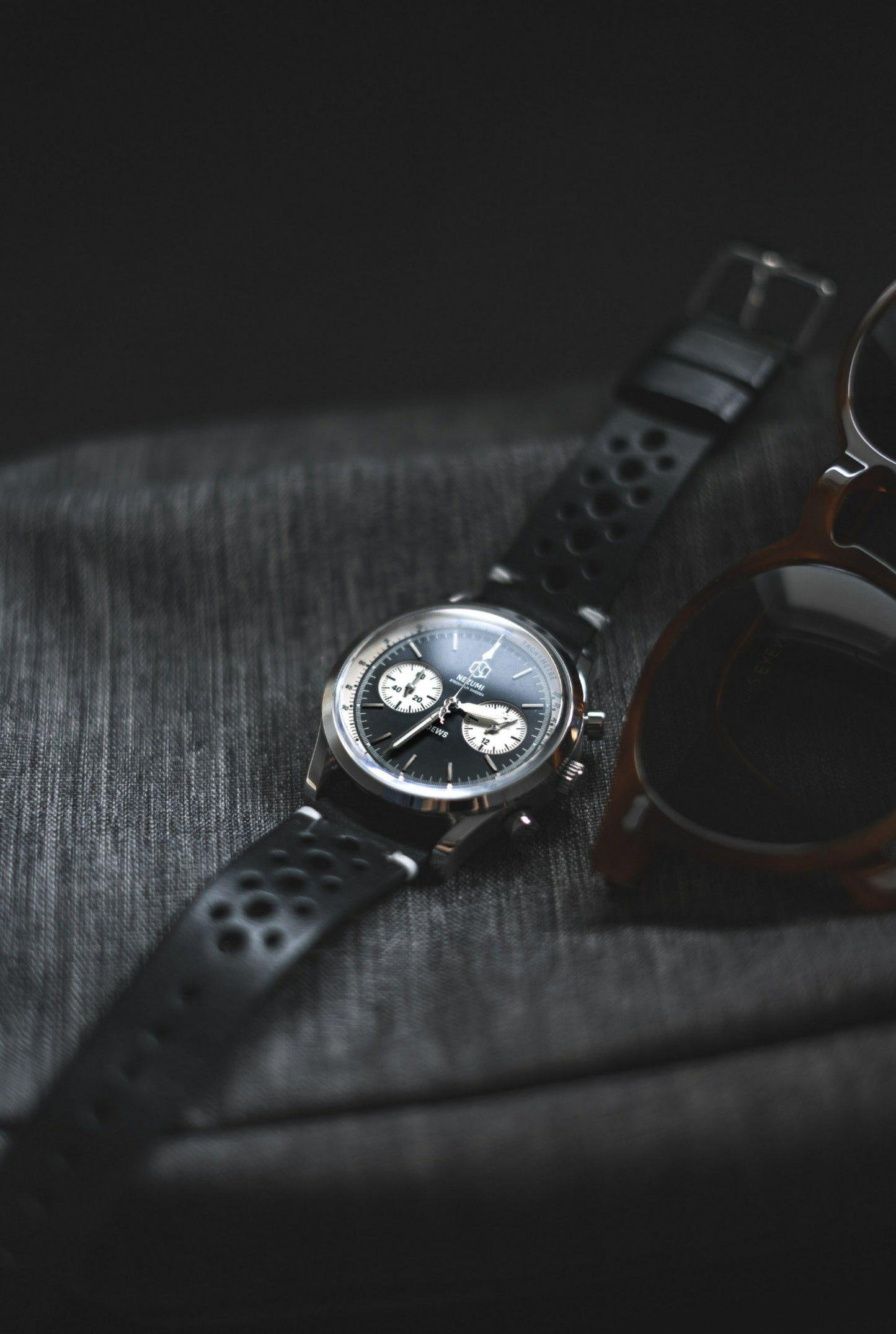Salvador Godoy made by Nezumi from Stockholm, Sweden. Black band with silver trim.