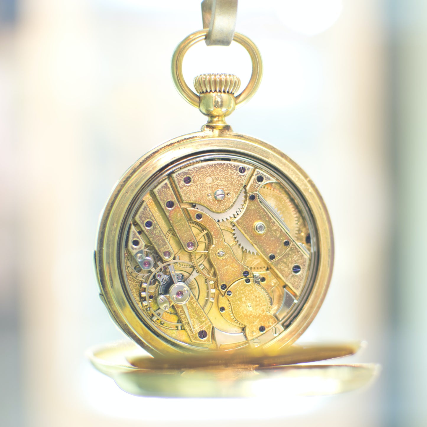Benjamin Rascoe gold pocket watch. Gold variant with clear glass.